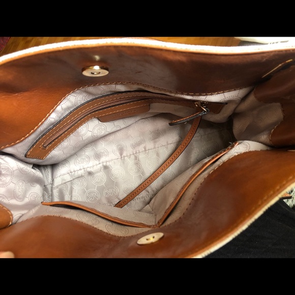 MK handbag - Picture 10 of 10